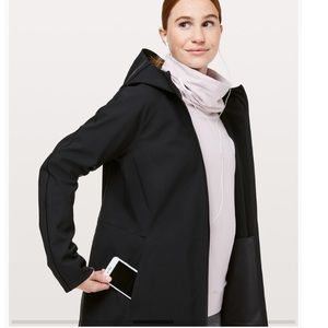 Nwt Lululemon Glyde Along Softshell 